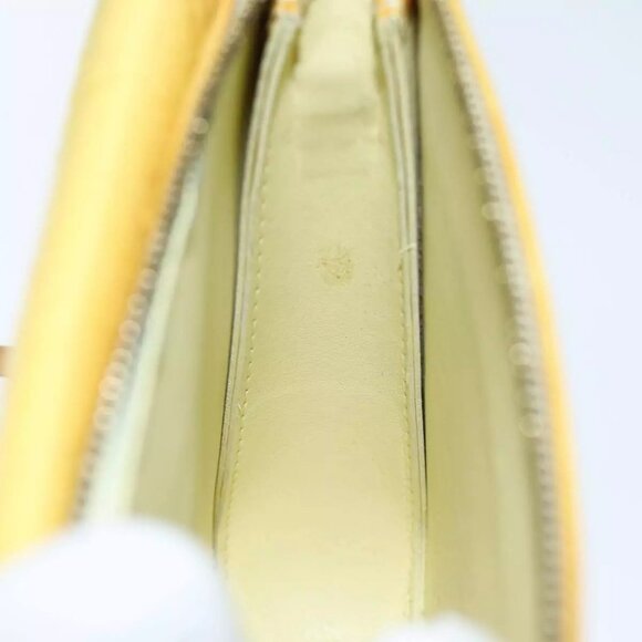 LOUIS VUITTON Monogram Vernis Motto Pouch Lime Yellow - Picture 5 of 16